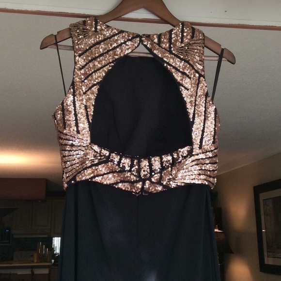 NWT, absolutely dazling 2 pieces dress - Picture 2 of 10